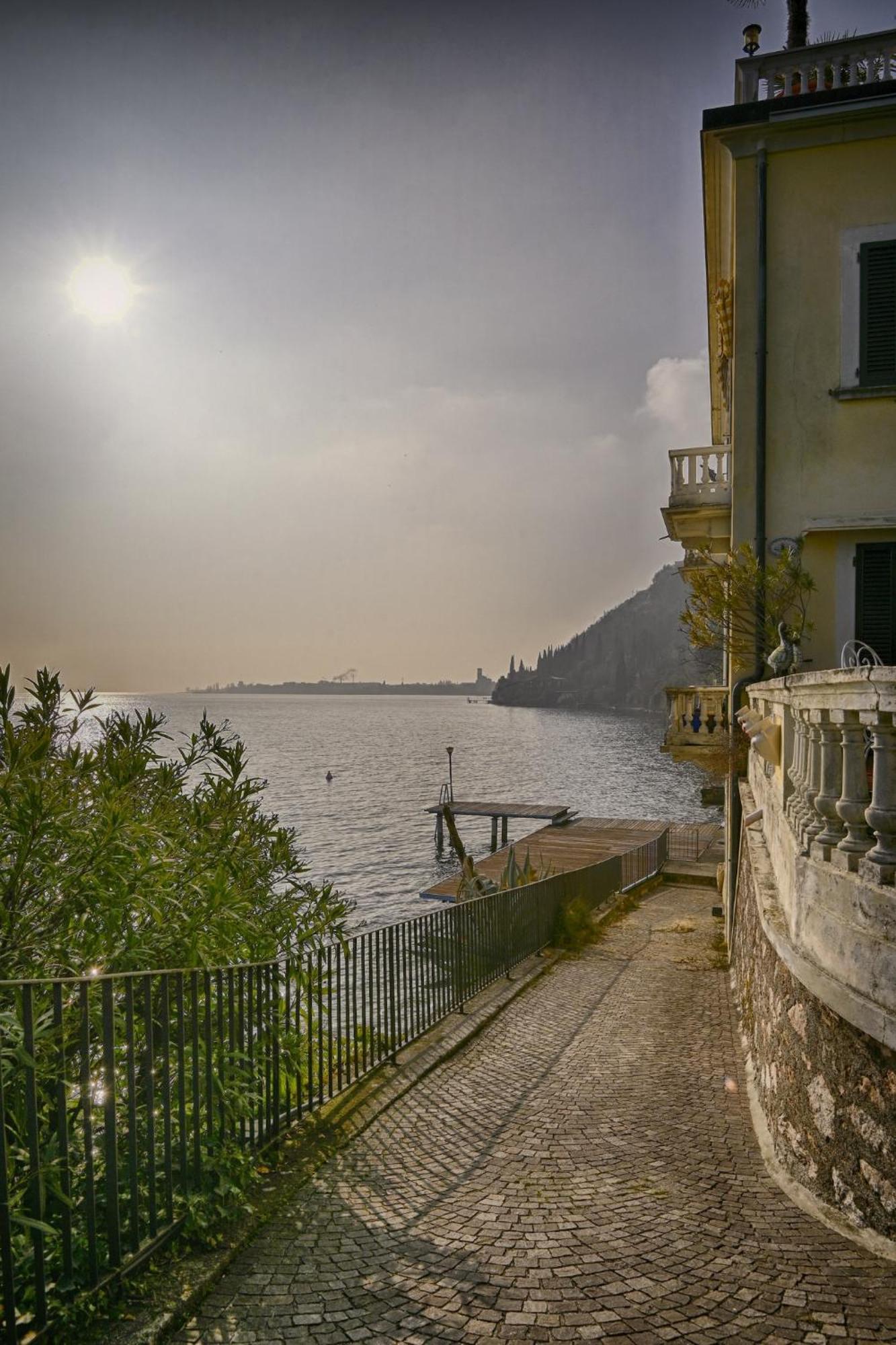 Marieclaire - Theater Apartment Toscolano Maderno